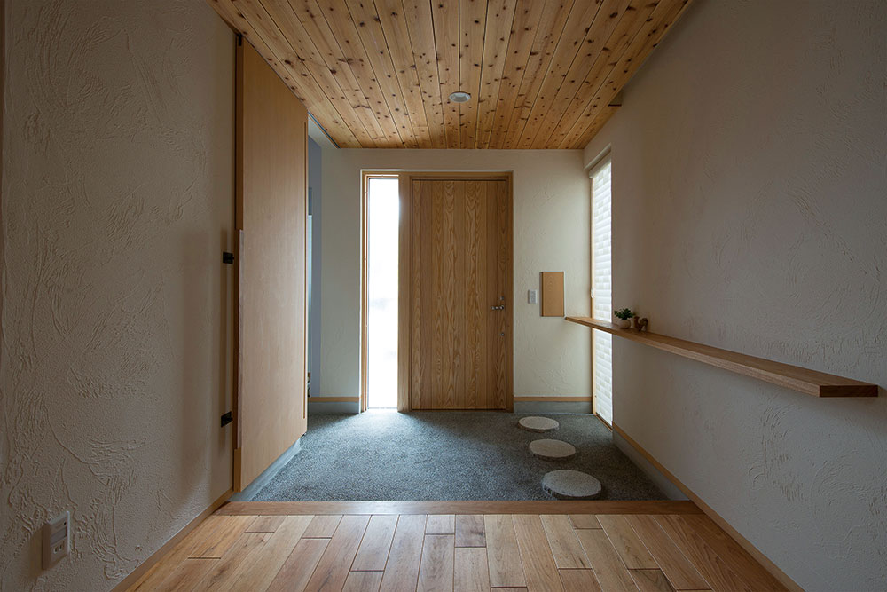 生活動線にこだわった間取りの くつろぎ感あふれる癒しの家 住まいの実例 芦野組 旭川の健康住宅 自然素材を使った呼吸する家